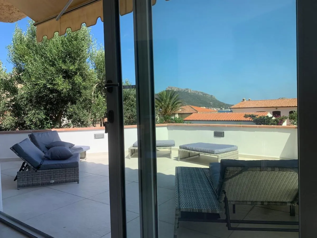 Bona Ciurrata Hotel Golfo Aranci 0*,